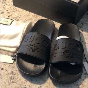 Gucci Slides unisex